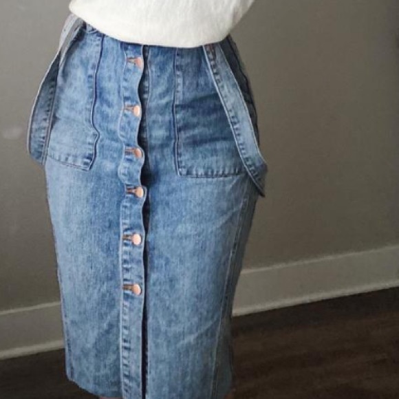 Dresses & Skirts - Overall detachable straps denim skirt